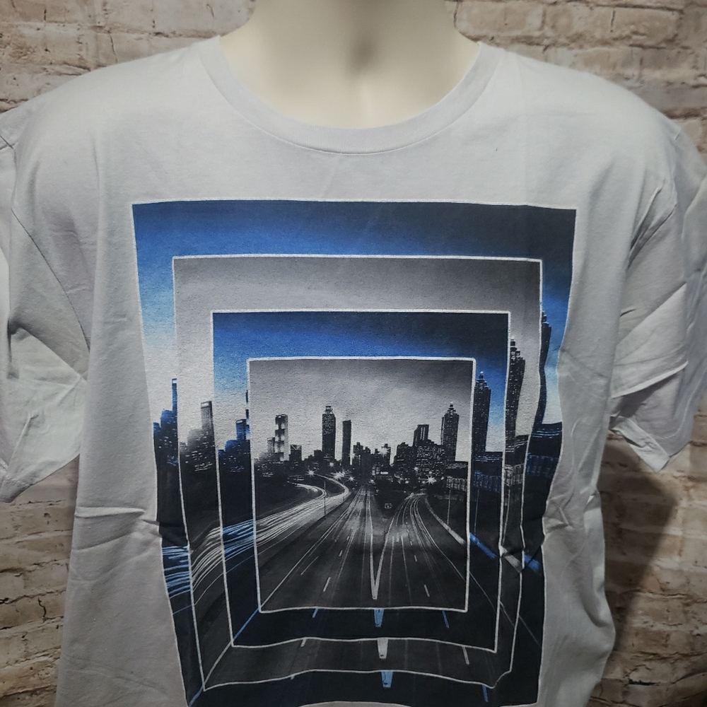 Structure City Focus Graphic Tee